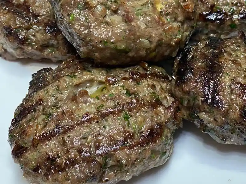 מתכון להמבורגר עסיסי בטירוף